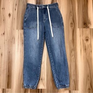 Judy Blue 5/27 Drawstring Tie Jogger Jeans Med Wash Denim High Rise JB88948 MD